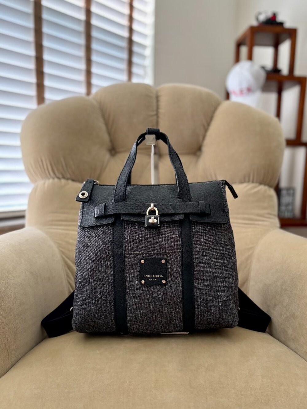 Auth HENRI BENDEL Iconic Mini Jetsetter 3-Way Convertible Backpack...FABULOUS!